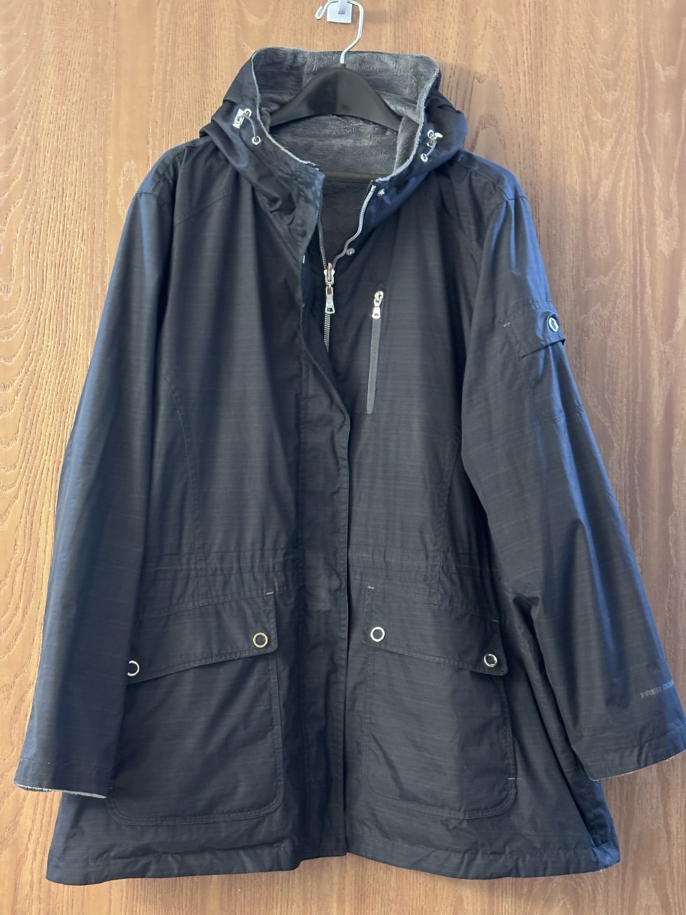 Free Country Radiance Women’s Black Hooded Rain Jacket
